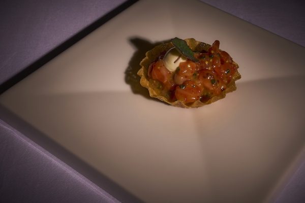Espacio gastronómico La Cueva del Cobarcho Vive una experiencia gastronómica diferente, en un espacio privado y exclusivo.