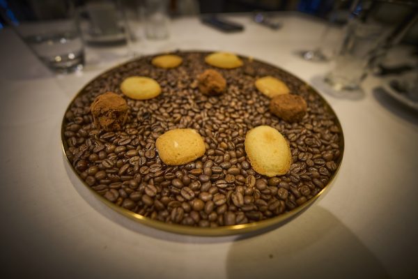Regala Espacio gastronómico La Cueva del Cobarcho