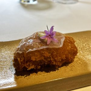 Propuestas de los menús de La Cueva del Cobarcho Regala y vive una experiencia gastronómica diferente, en un espacio privado y exclusivo.