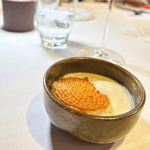 Propuestas de los menús de La Cueva del Cobarcho Regala y vive una experiencia gastronómica diferente, en un espacio privado y exclusivo.