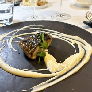 Propuestas de los menús de La Cueva del Cobarcho Regala y vive una experiencia gastronómica diferente, en un espacio privado y exclusivo.
